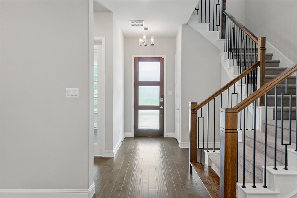 4143 Runway Mews
