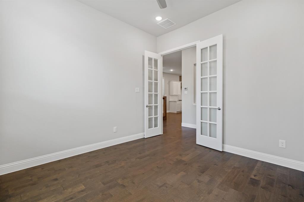 4143 Runway Mews