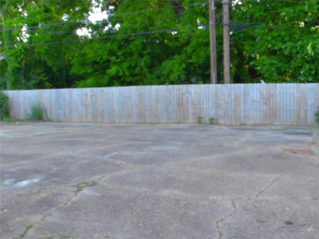 1425 Airline Drive