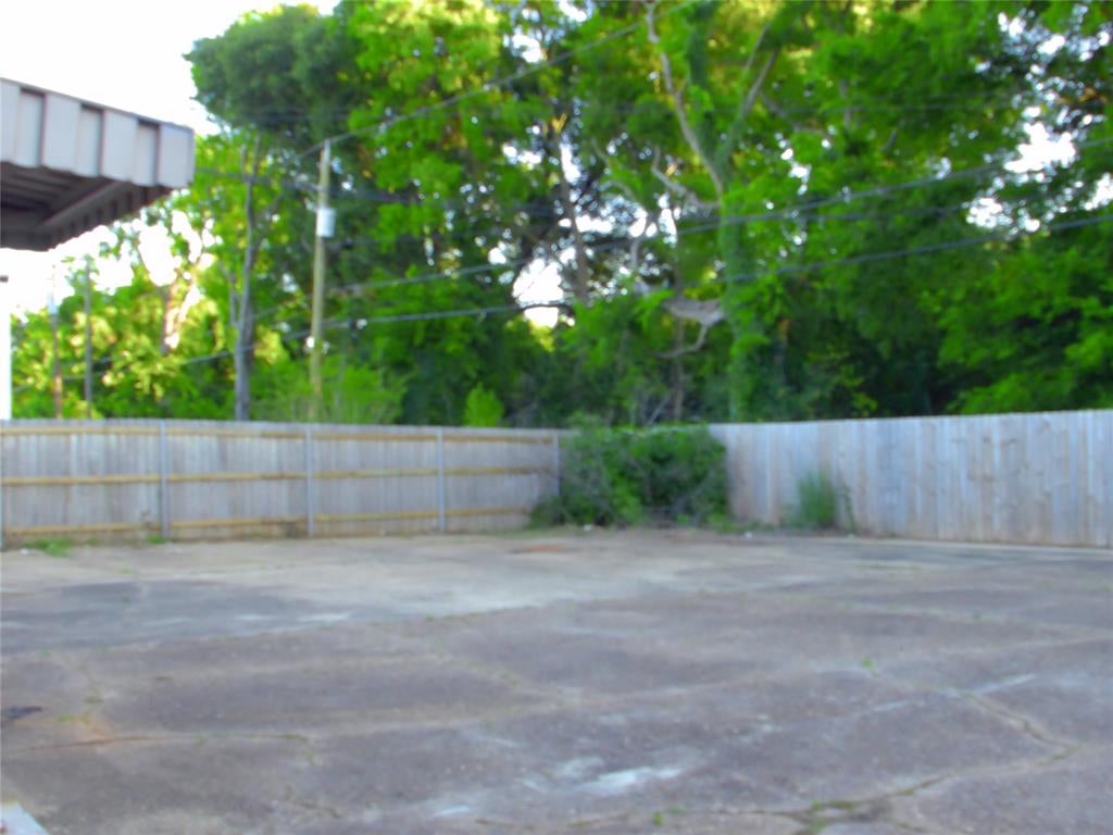 1425 Airline Drive