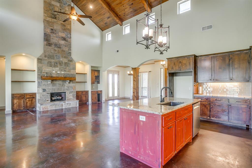 570 S Point Court