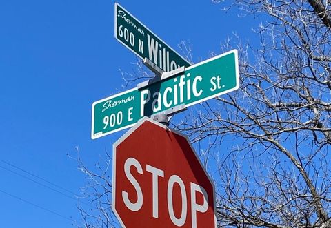 512 N Willow Street Sherman TX 75090