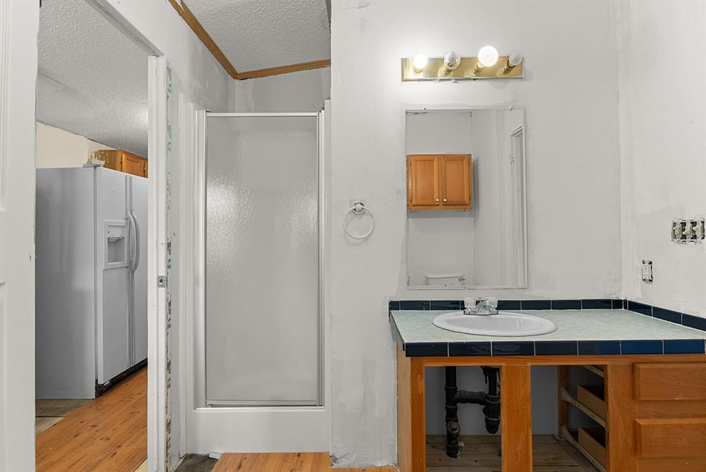 THOMPSON - Residential