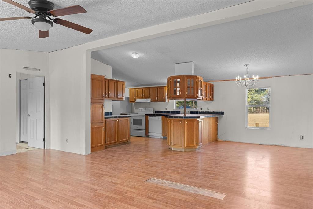 THOMPSON - Residential