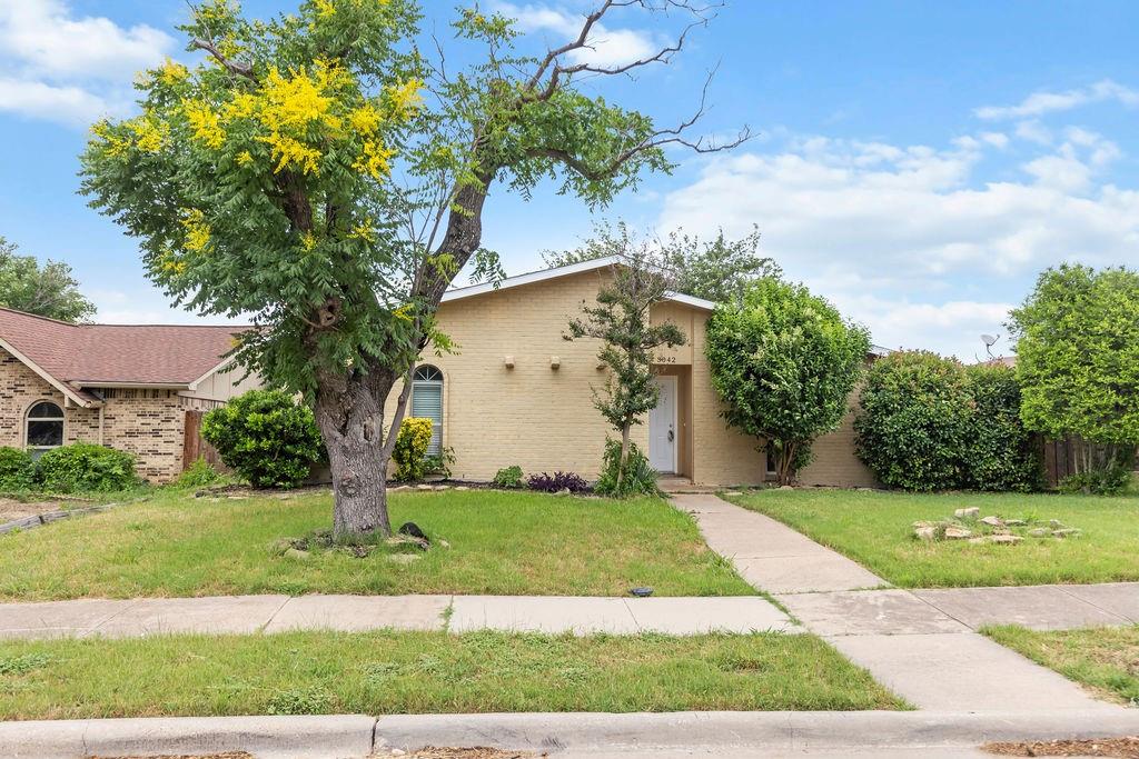 3042 Ravine Trail