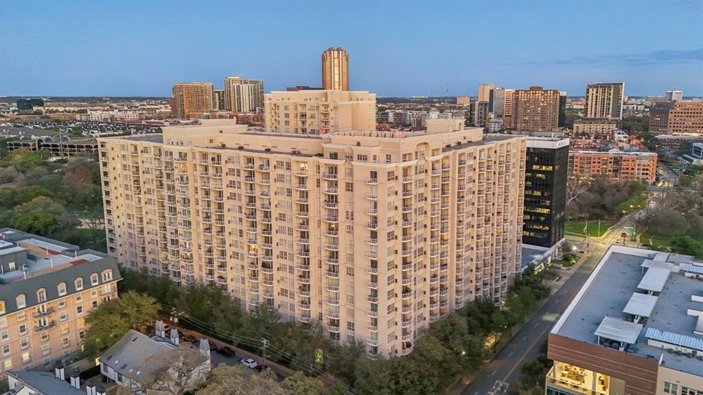 Renaissance On Turtle Creek Condo - Residential