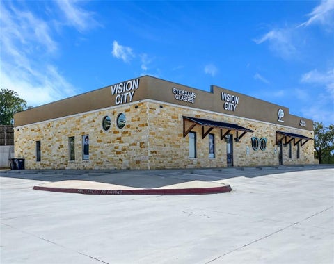 Photo of 5412 Boat Club Road, Fort Worth, TX 76135 (MLS # 21410484)