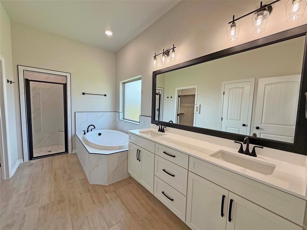 Rosenthal Estates - Residential