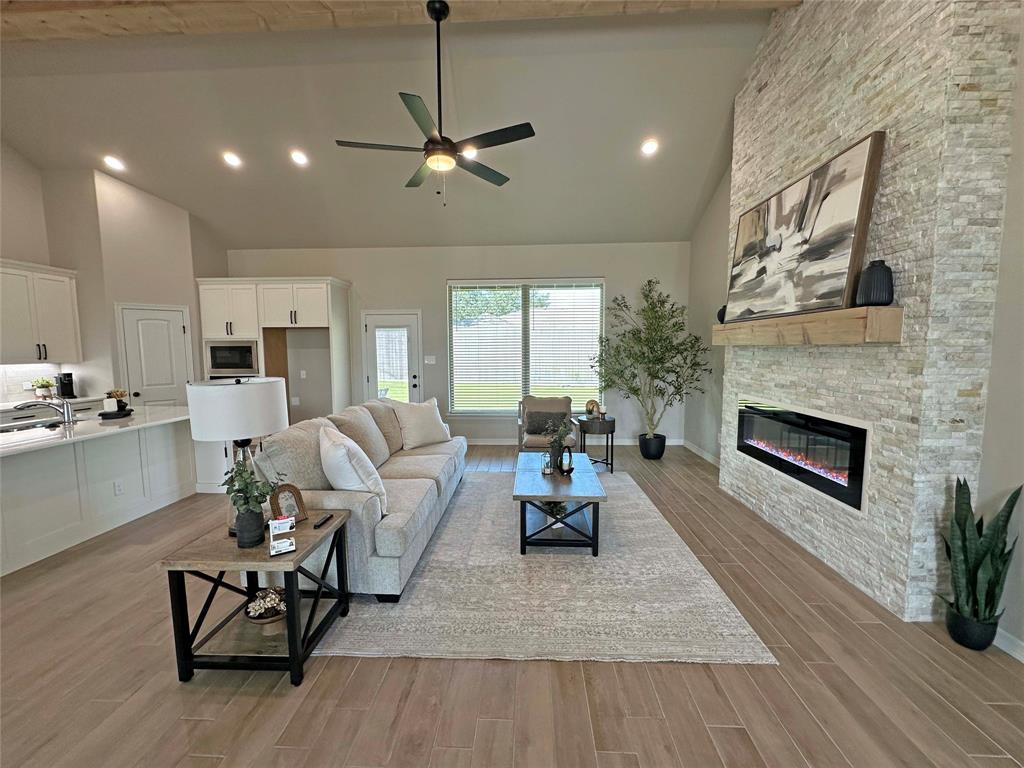 Rosenthal Estates - Residential