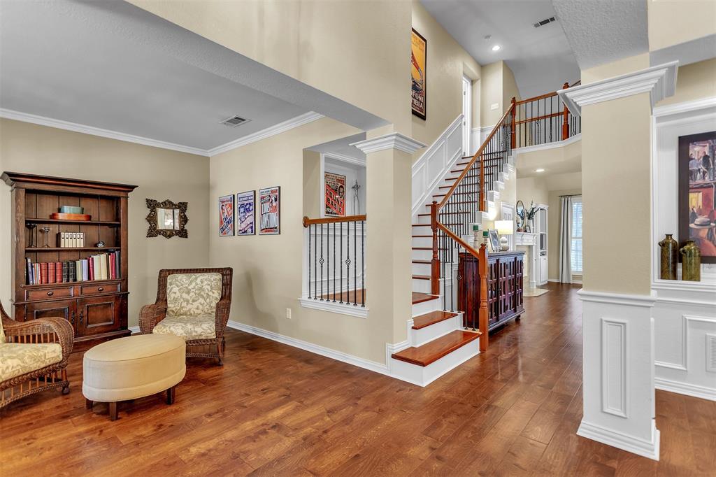 1802 Falcon Drive