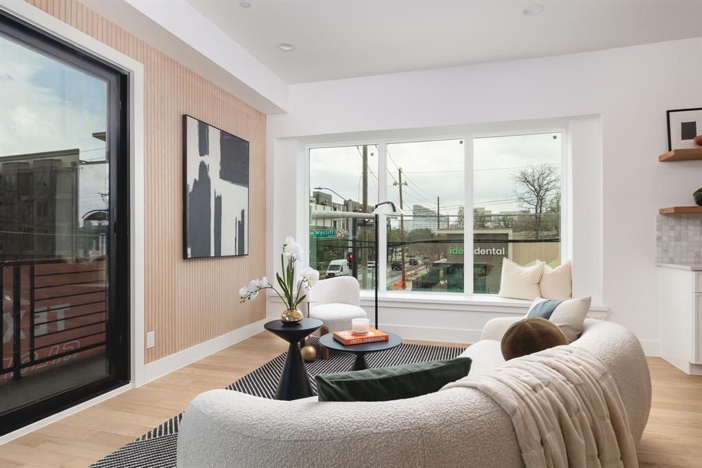 Cedar Springs Townhomes - Residential