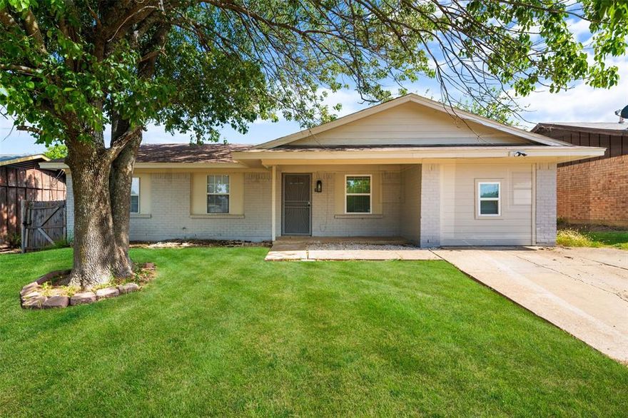 “Eligible buyers may qualify for a significant lender credit through a Special Purpose Credit Program that will permanently reduce interest rate. Terms and conditions apply — ask listing agent for details.”

?? Fully Renovated 4 Bed, 2 Bath Home – Modern Comfort Meets Turnkey Living! ??

Welcome to this beautifully renovated 4-bedroom, 2-bathroom home where style, space, and function come together perfectly. Every detail has been thoughtfully updated, giving you a fresh, move-in ready space to call your own.Step into a bright, open layout featuring brand-new flooring, updated lighting, and a modern color palette throughout. The redesigned kitchen offers new cabinetry, contemporary countertops, and plenty of room to cook and gather. Both bathrooms have been fully remodeled with sleek finishes and a clean, modern look.

Enjoy peace of mind and energy efficiency with all new windows installed throughout the home—bringing in natural light while helping you save on utilities.

All four bedrooms are generously sized, offering flexible space for a growing family, guests, or a home office setup. With fresh updates in every room, this home feels brand new from the moment you walk in.

Don’t miss your chance to own this turnkey beauty—schedule your showing today!   Buyer to get survey if needed