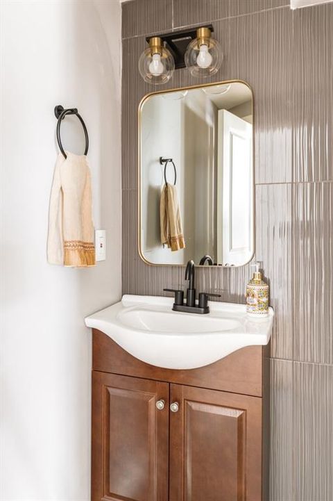 Tiny photo for 4085 Amherst Avenue, University Park, TX 75225 (MLS # 21074390)