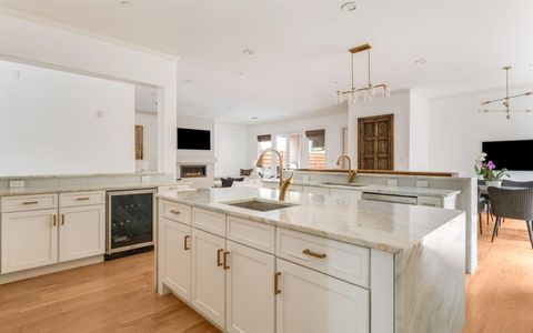 Tiny photo for 4085 Amherst Avenue, University Park, TX 75225 (MLS # 21074390)