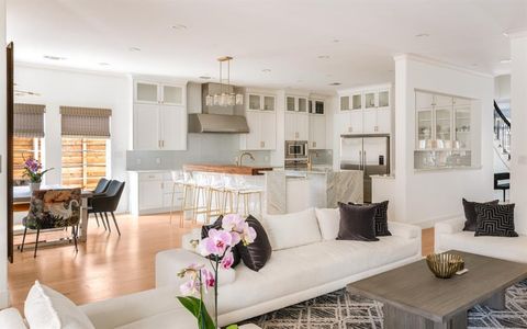 Tiny photo for 4085 Amherst Avenue, University Park, TX 75225 (MLS # 21074390)