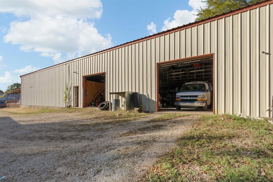 Versatile Commercial Property with Office, Warehouse, and Ample Storage
This expansive commercial property offers a total of 5,000 sq ft of combined office, industrial, and storage space, situated on a fully fenced 0.50-acre lot. Perfect for businesses in need of office space, warehouse capabilities, and substantial storage, this property is a rare find.
Office Space (2,500 sq ft):
7 private offices, providing plenty of space for your team.
Full kitchen, 2 half baths, and 1 full bath with a shower for added convenience.
A laundry room and a welcoming foyer area, ideal for clients or visitors.
Industrial-Warehouse Space (2,500 sq ft):
Two 10ft x 10ft roll-top doors, offering easy access for loading and unloading.
Spacious and flexible, perfect for a variety of industrial and storage needs.
Additional Storage (3,750 sq ft):
A large, floored storage area located on the second level, providing ample space for inventory, equipment, or additional materials.
Additional Storage Building (1,200 sq ft):
A secure, brick-built storage building, offering an extra layer of protection for your valuable items.
Additional Features:
4-car carport for convenient vehicle parking.
Security gate and security cameras, enhancing privacy and safety.
Fully fenced property ensuring a secure environment.
With its combination of office, industrial, and extensive storage space, this property is an ideal solution for businesses that require flexibility, security, and easy access. Schedule a viewing today and explore the possibilities for your business!