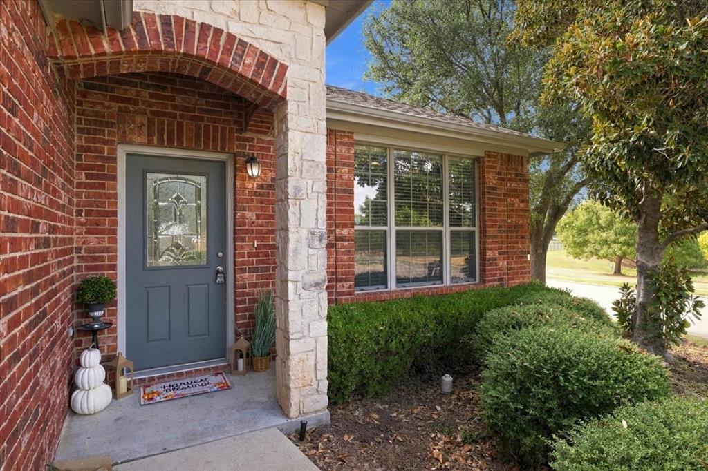 1000 Prairie Heights Drive