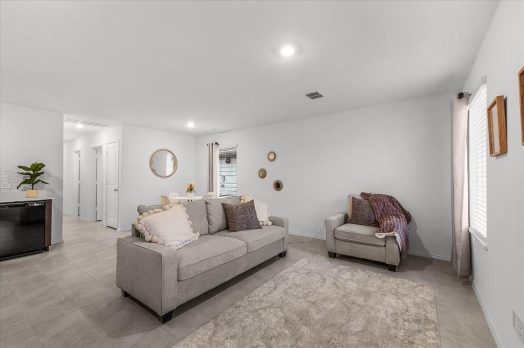 Risinger Court Condos - Residential