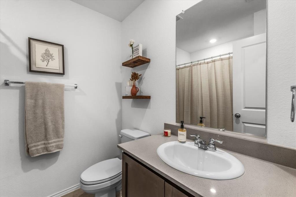 Risinger Court Condos - Residential