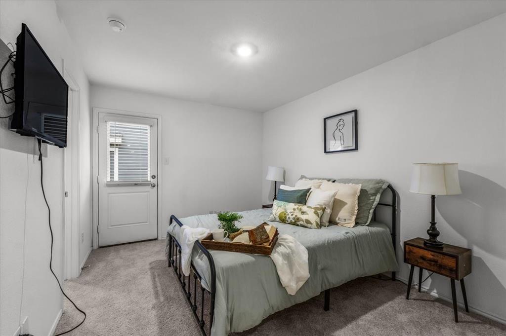 Risinger Court Condos - Residential