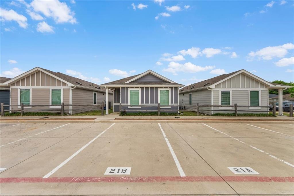 Risinger Court Condos - Residential