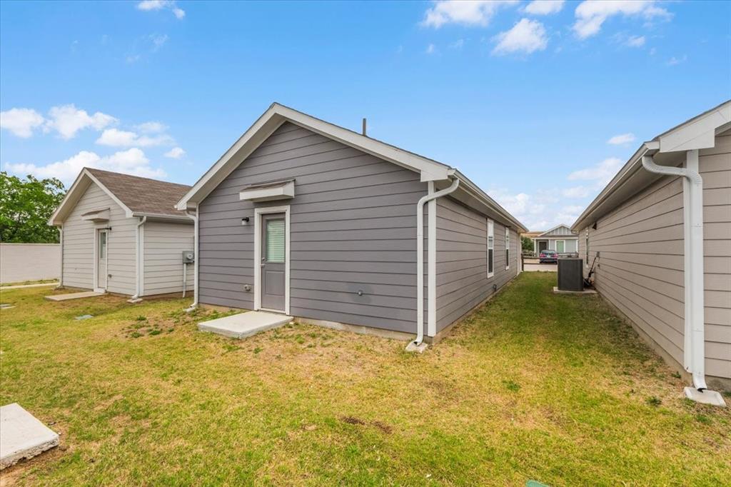 Risinger Court Condos - Residential