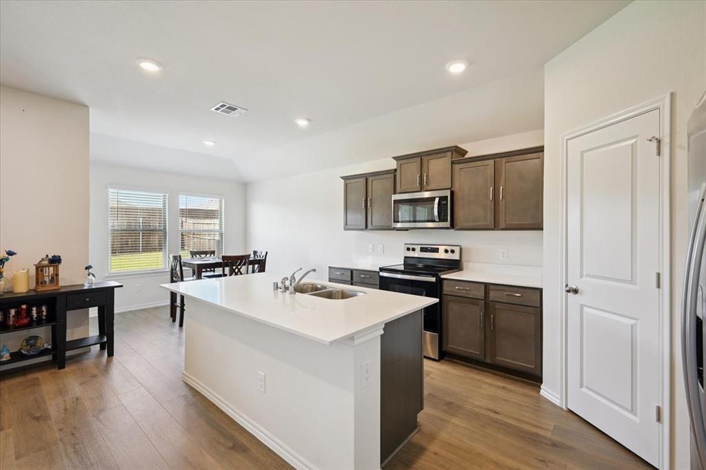 Riverfield - Residential