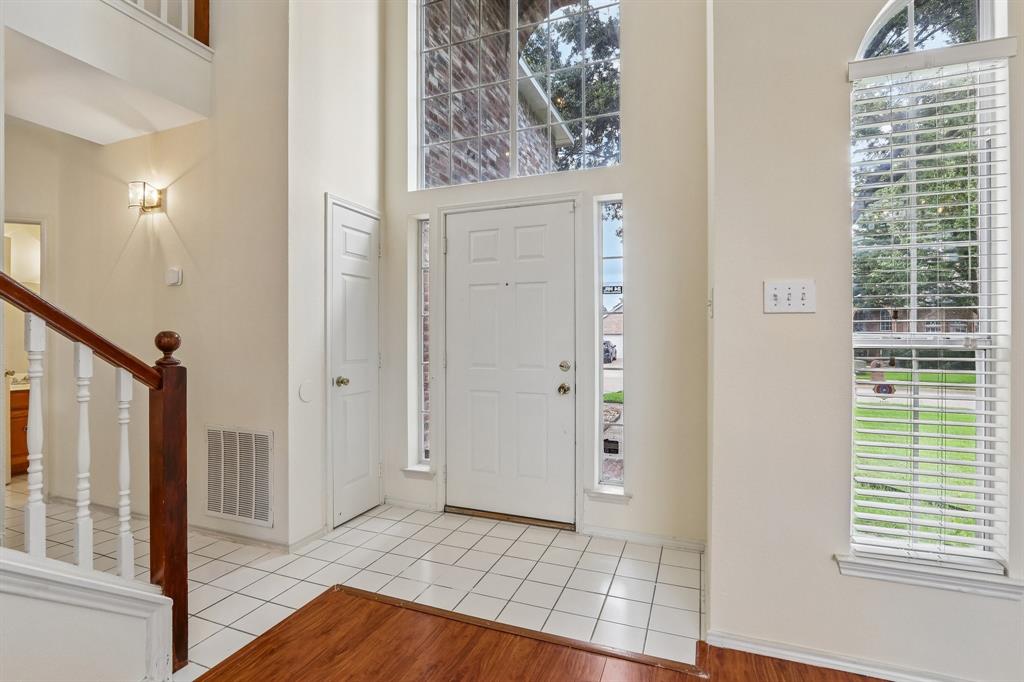 2308 London Drive