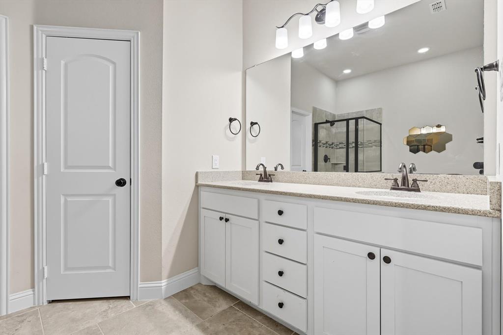 Riverside Point - Residential