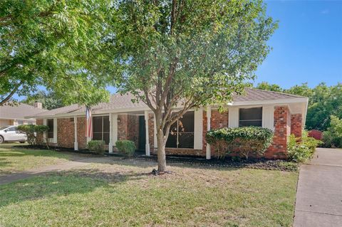 A home in DeSoto