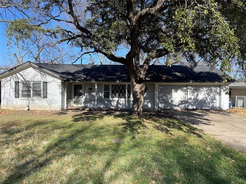5808 Wales Avenue Fort Worth TX 76133