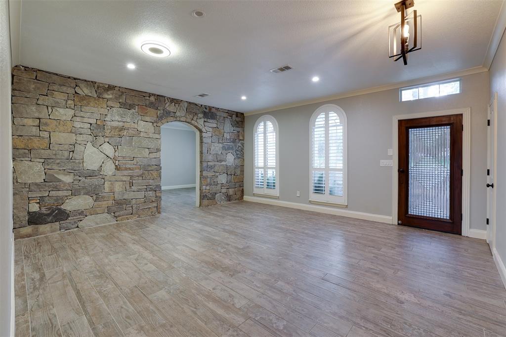 4502 Ridgecrest Drive