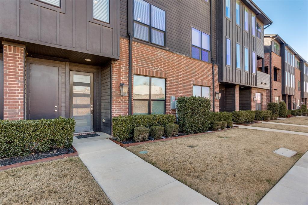 2812 Addison Park Lane