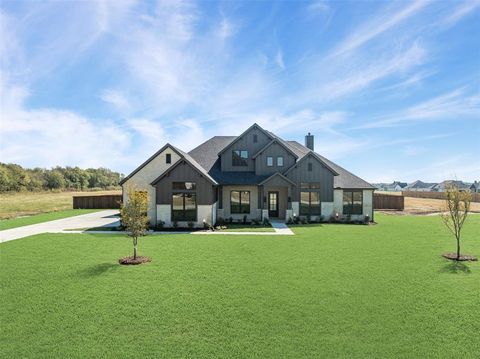 2141 Tutt Trail Waxahachie TX 75167