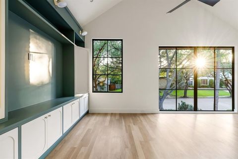 Tiny photo for 3944 Dalgreen Drive, Dallas, TX 75214 (MLS # 21077338)