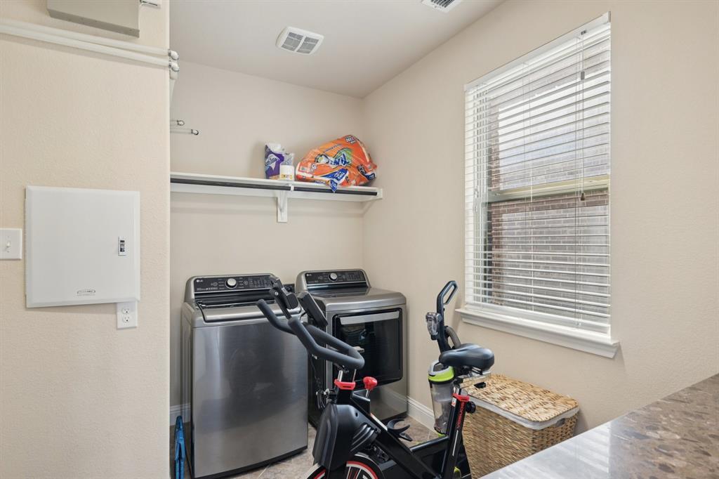 Trinity Lakes Residential - Residential