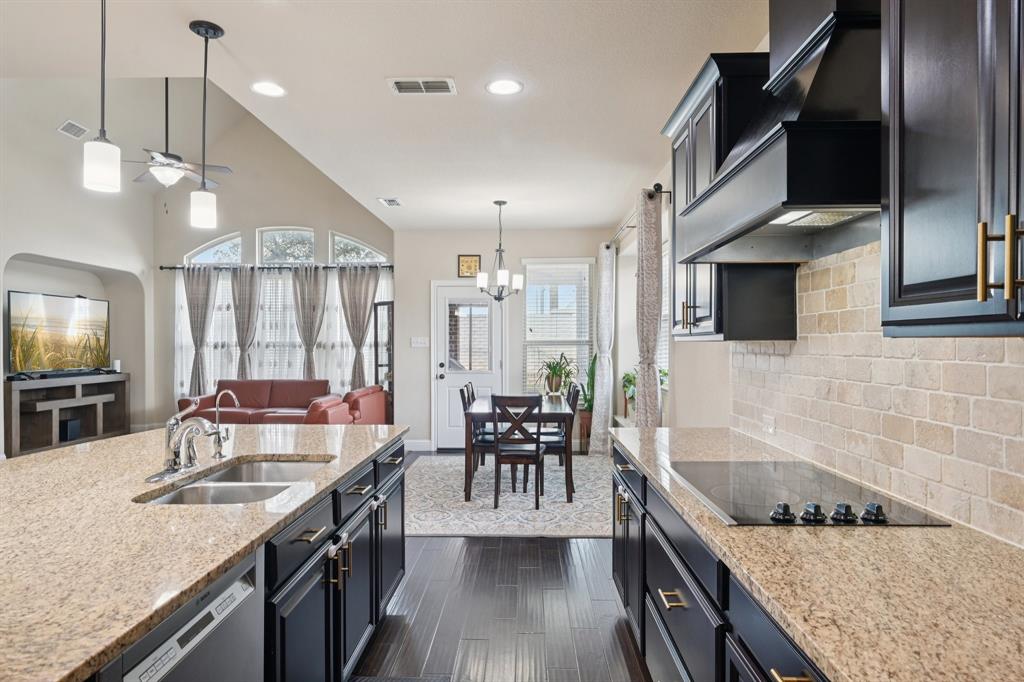 Trinity Lakes Residential - Residential