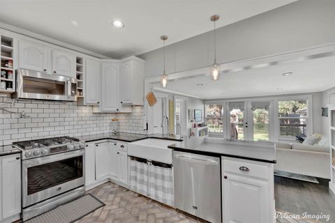 Tiny photo for 120 Archer Avenue, Shreveport, LA 71105 (MLS # 21101506)