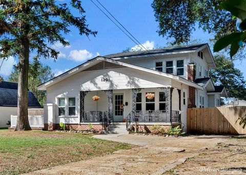 Photo of 120 Archer Avenue, Shreveport, LA 71105 (MLS # 21101506) Photo of 120 Archer Avenue, Shreveport, LA 71105 (MLS # 21101506)
