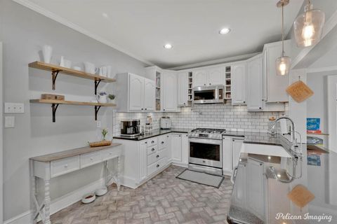 Tiny photo for 120 Archer Avenue, Shreveport, LA 71105 (MLS # 21101506)