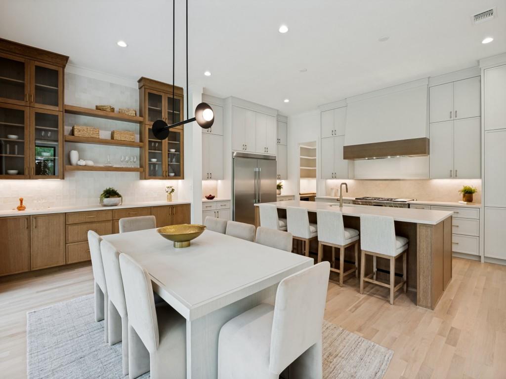 Casa Linda Estates - Residential