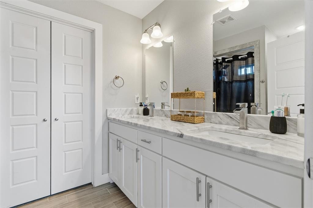 Canyon Creek - Residential