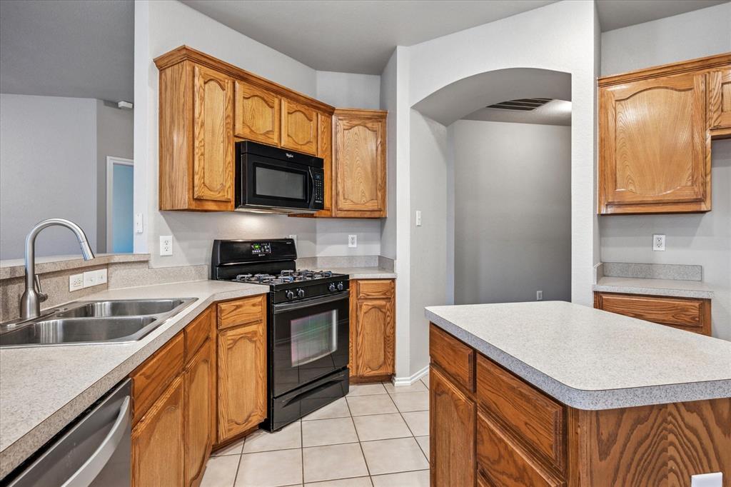 Fort Worth, Texas 76135, United States, 3 Bedrooms Bedrooms, ,2 BathroomsBathrooms,Residential,Active,187782