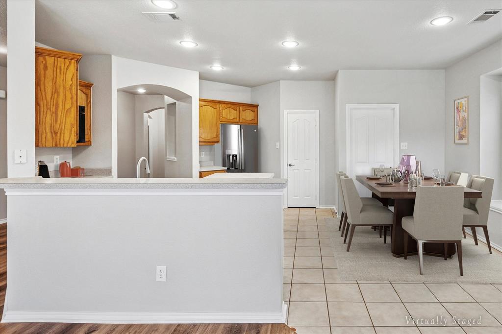 Fort Worth, Texas 76135, United States, 3 Bedrooms Bedrooms, ,2 BathroomsBathrooms,Residential,Active,187782