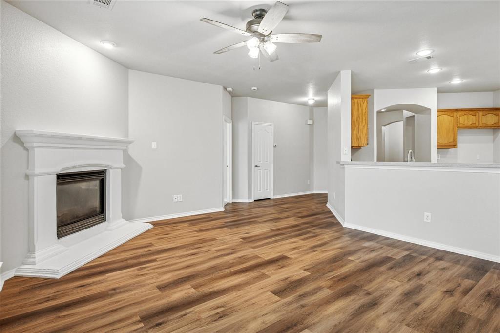 Fort Worth, Texas 76135, United States, 3 Bedrooms Bedrooms, ,2 BathroomsBathrooms,Residential,Active,187782