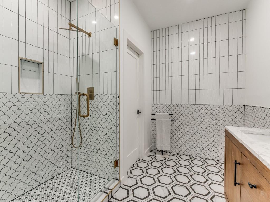 Dallas Land & Loan 03 - Residential