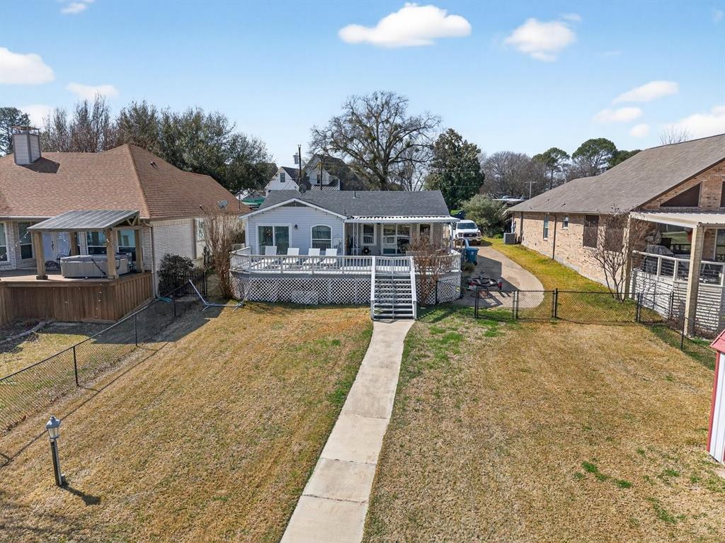 Eastwood Island - Residential