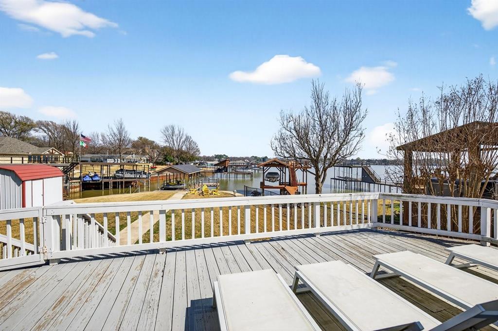 Eastwood Island - Residential