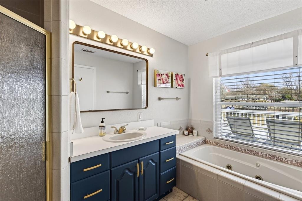 Eastwood Island - Residential