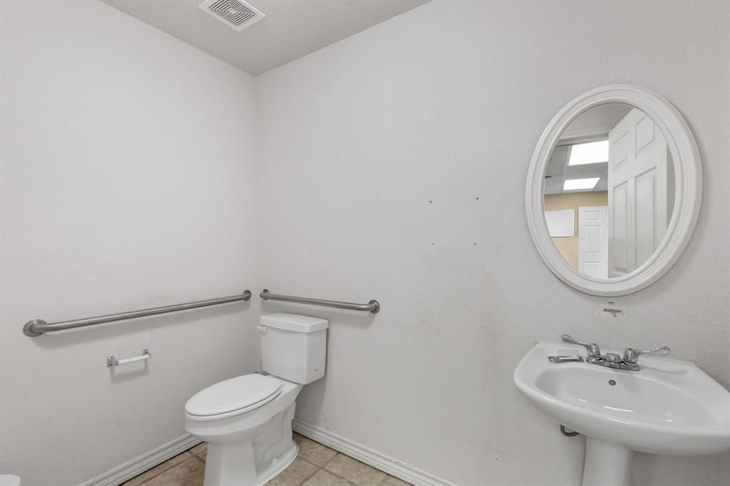 Cowan - Commercial Sale